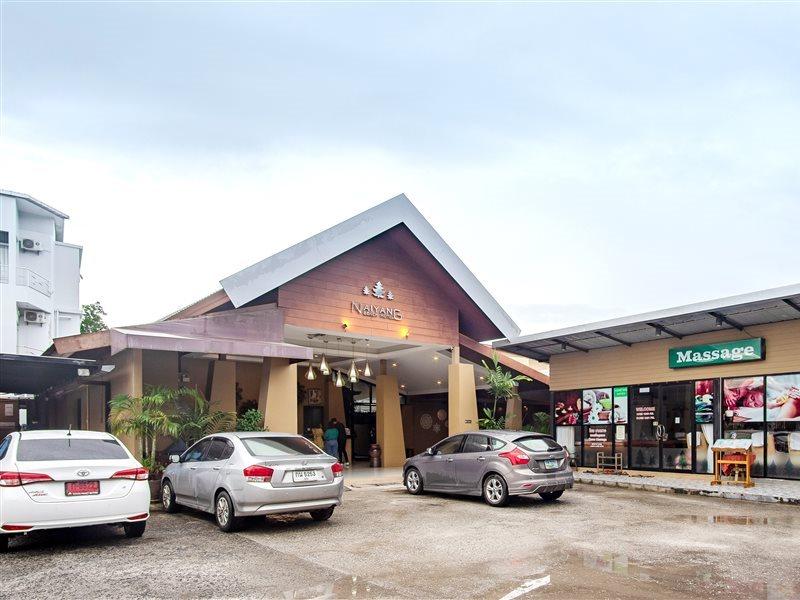 Naiyang Beach Hotel Sha Plus Пхукет Экстерьер фото