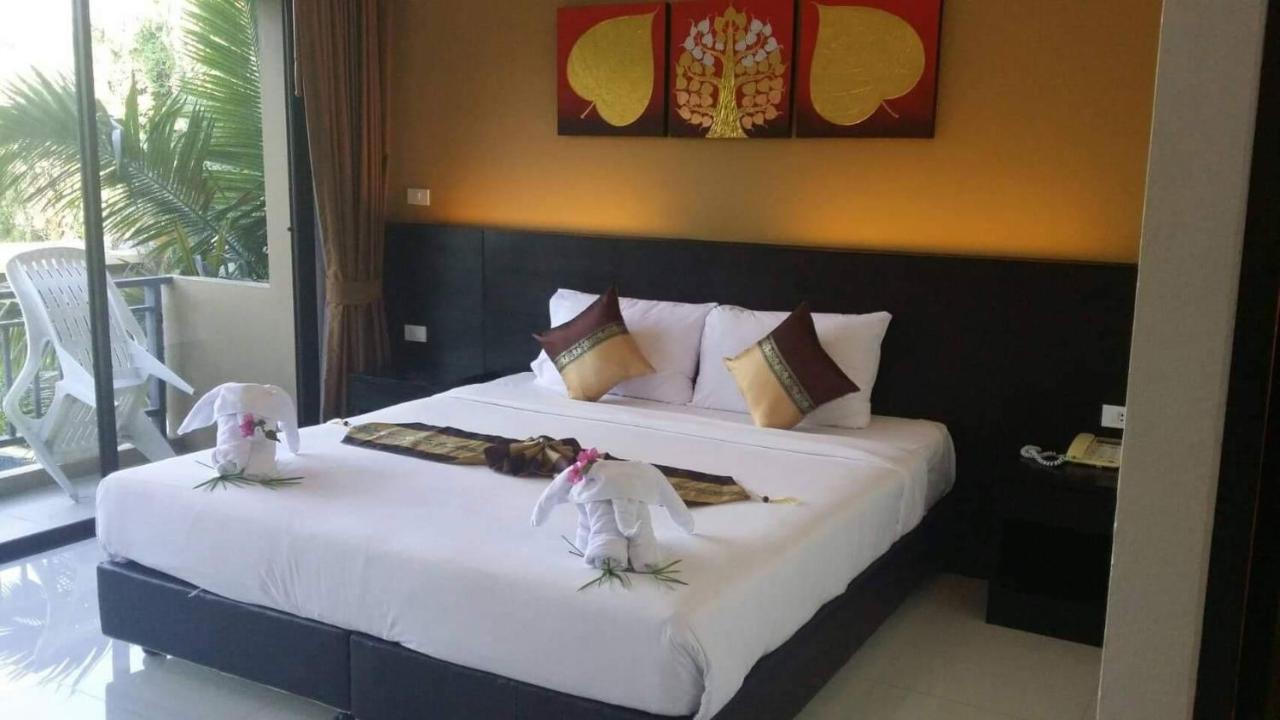 Naiyang Beach Hotel Sha Plus Пхукет Экстерьер фото