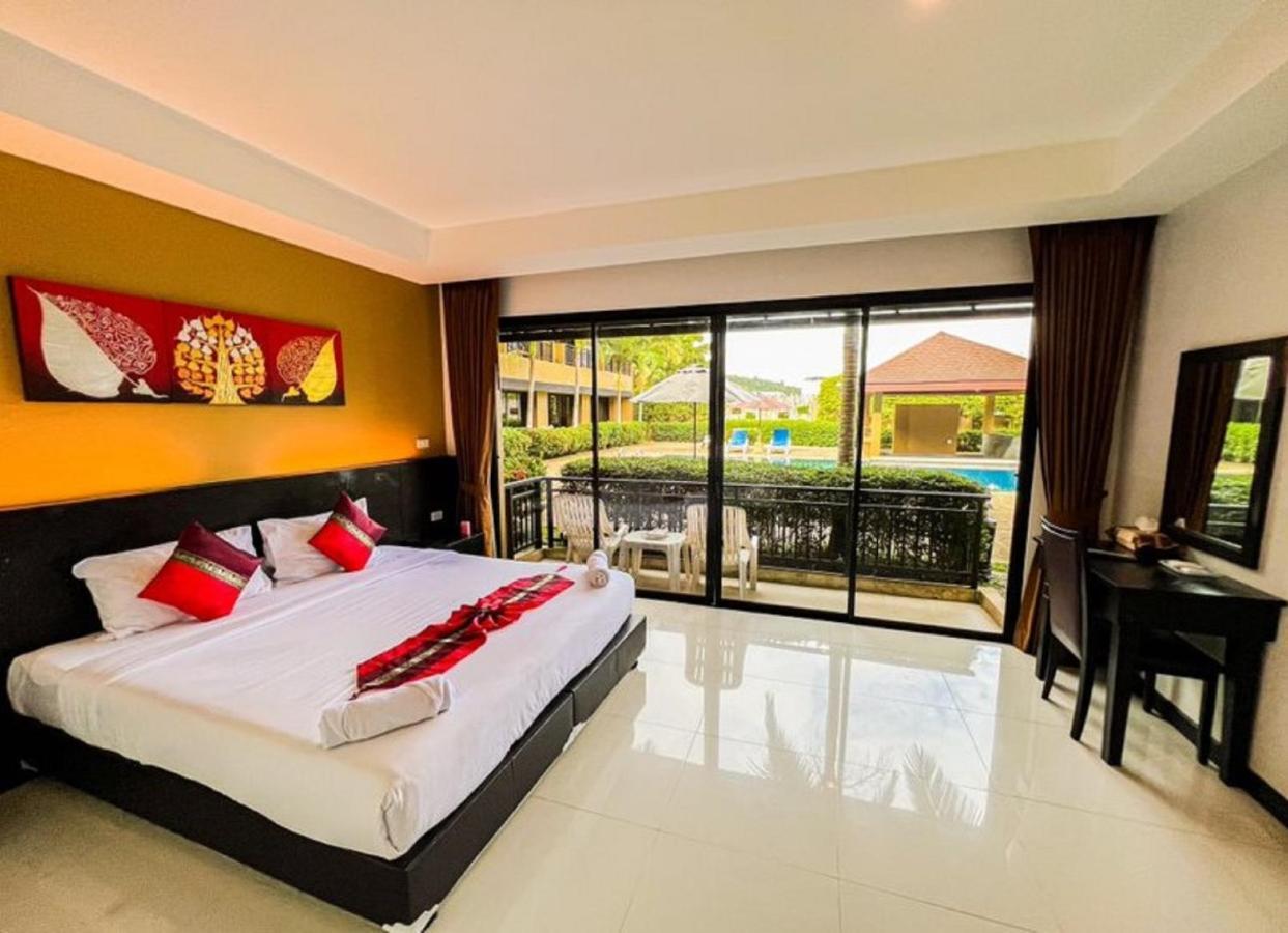 Naiyang Beach Hotel Sha Plus Пхукет Экстерьер фото