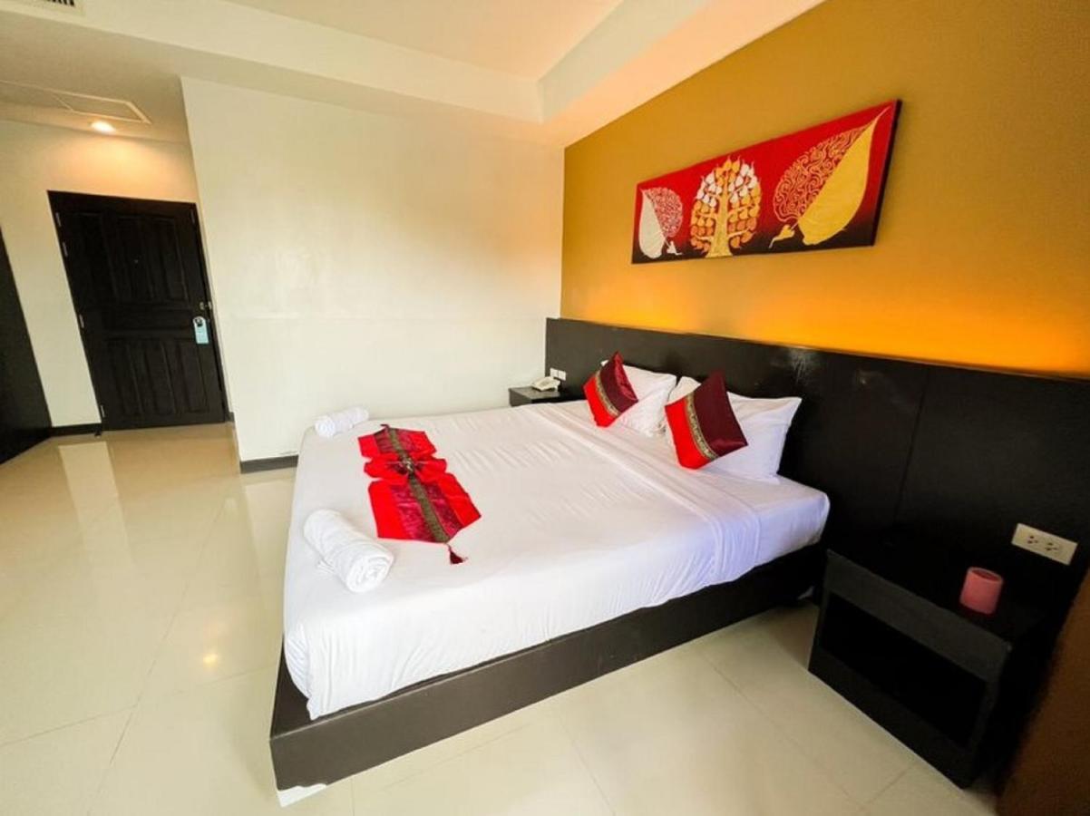 Naiyang Beach Hotel Sha Plus Пхукет Экстерьер фото