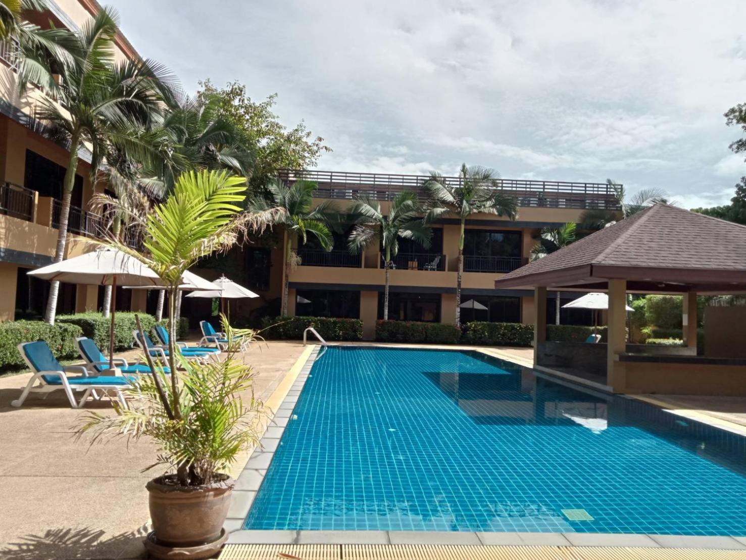 Naiyang Beach Hotel Sha Plus Пхукет Экстерьер фото