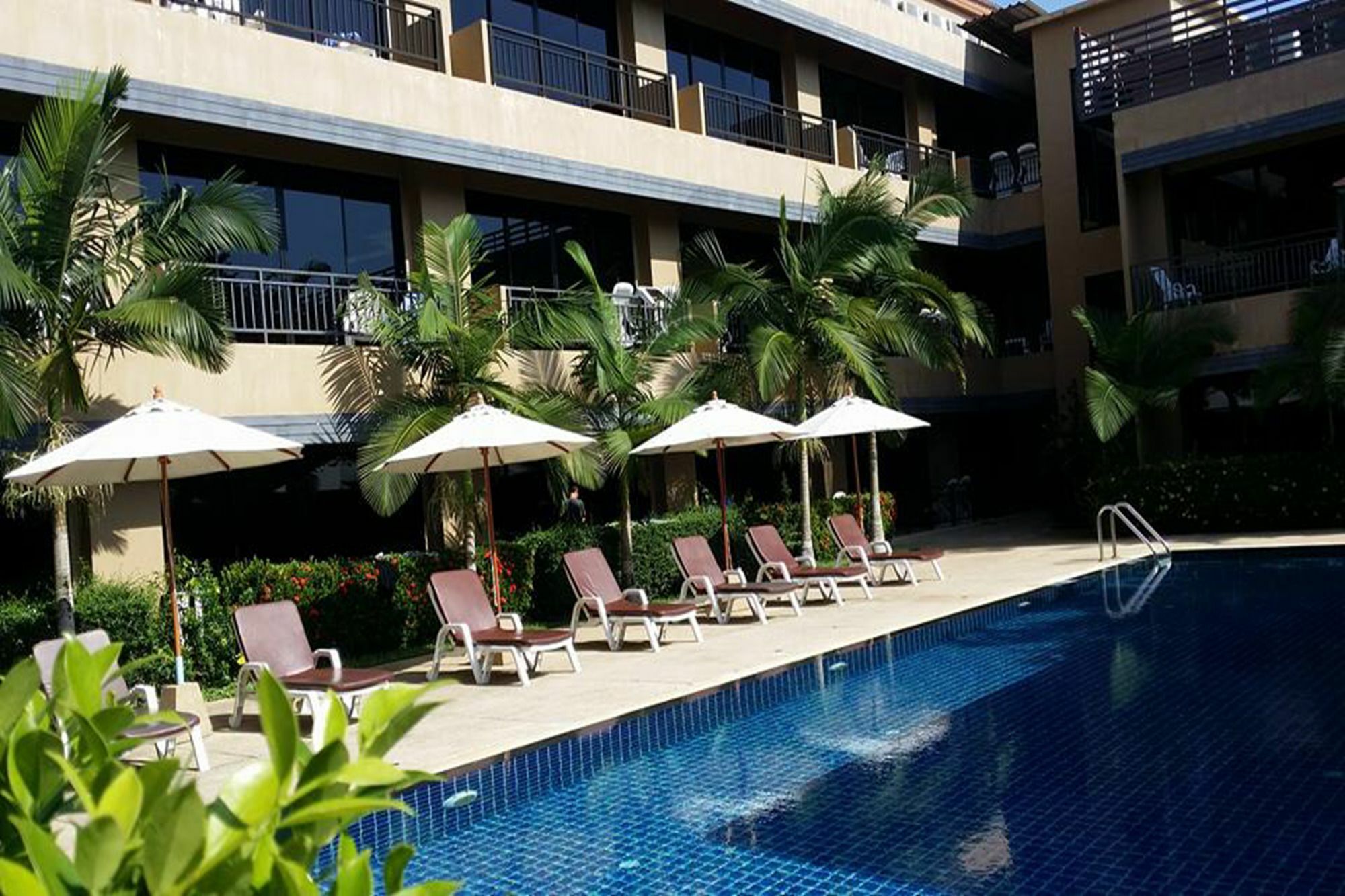 Naiyang Beach Hotel Sha Plus Пхукет Экстерьер фото