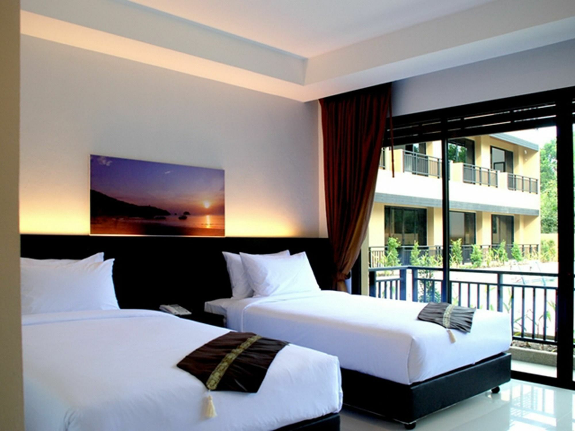 Naiyang Beach Hotel Sha Plus Пхукет Экстерьер фото
